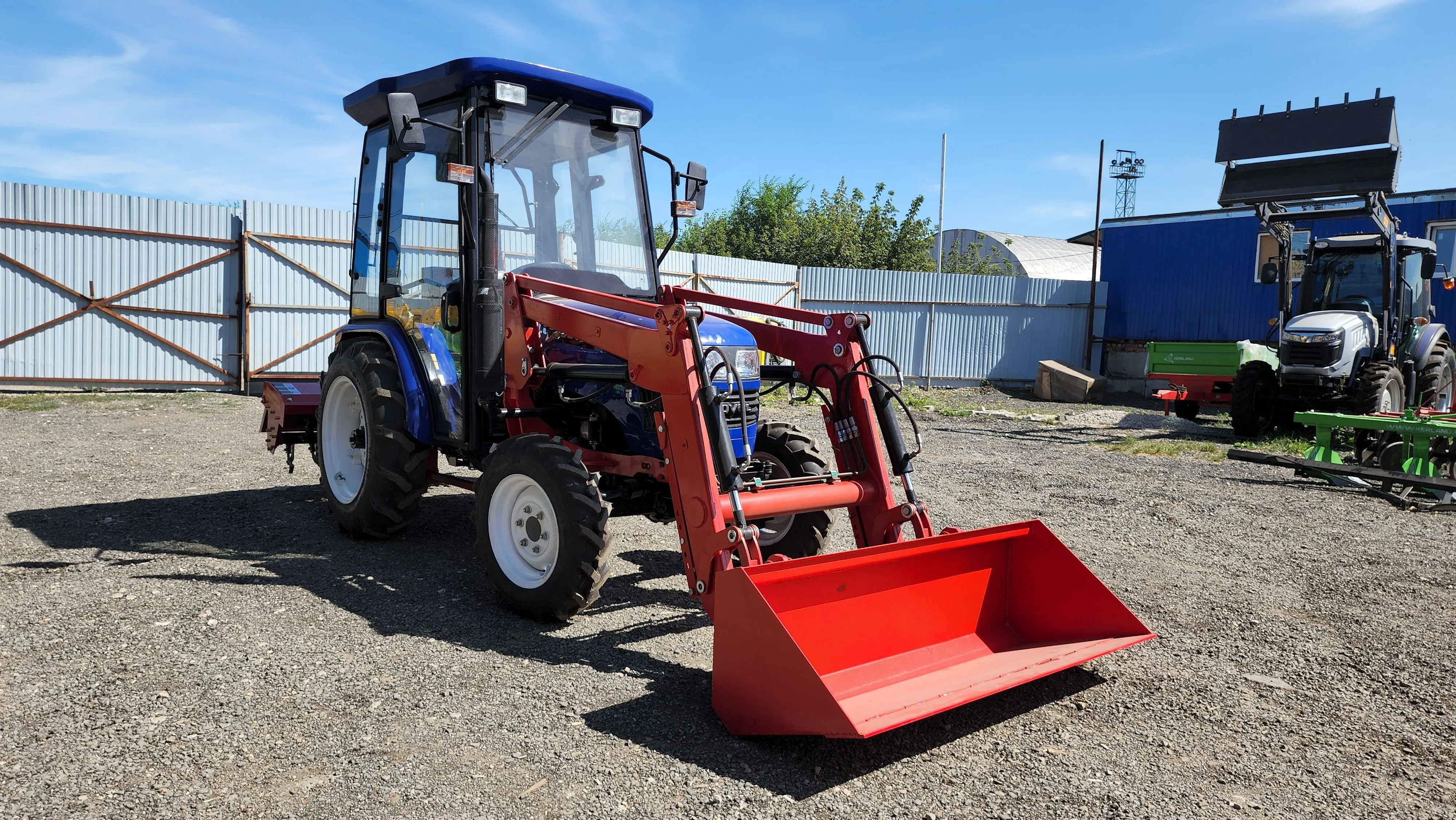 Минитрактор Lovol TE-244 с кабиной КУН